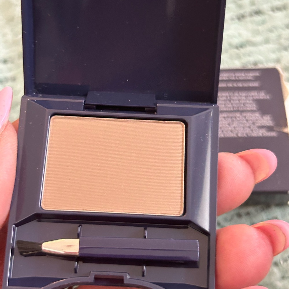 Avon Brow Powder.